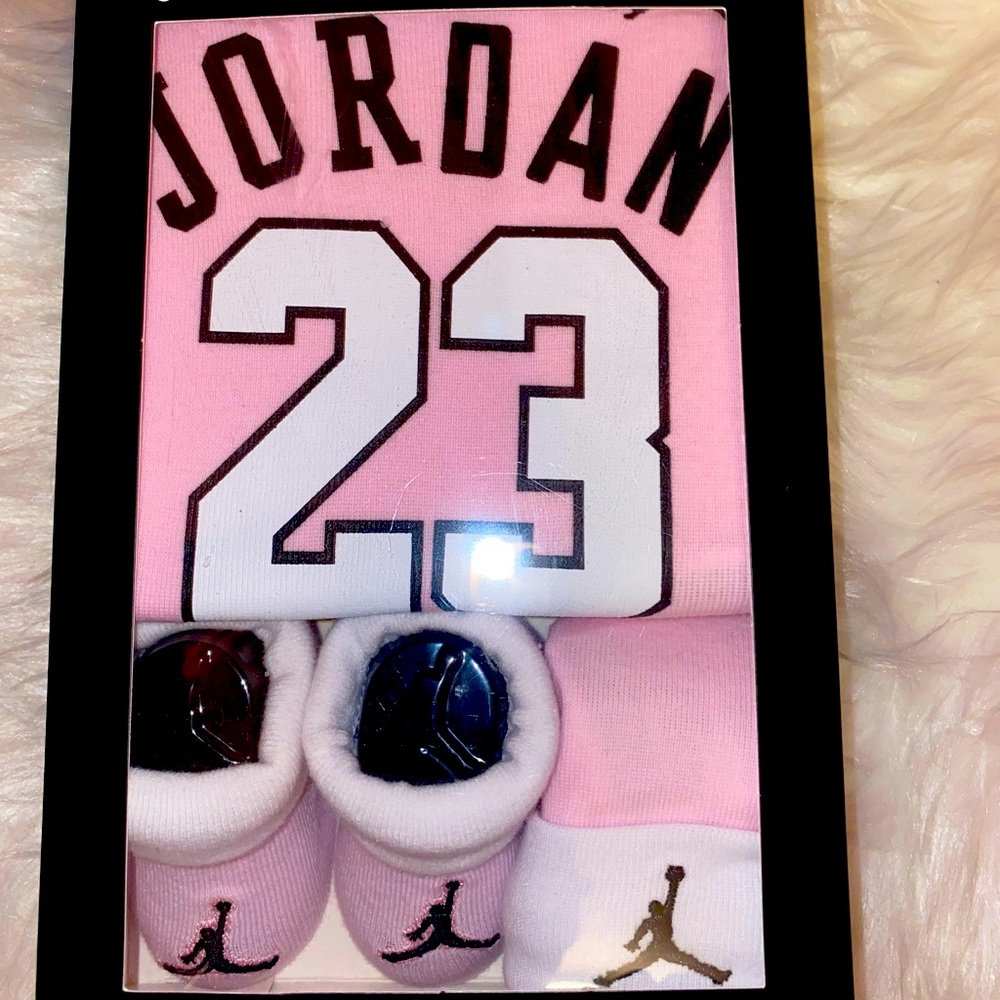 Baby Jordan set